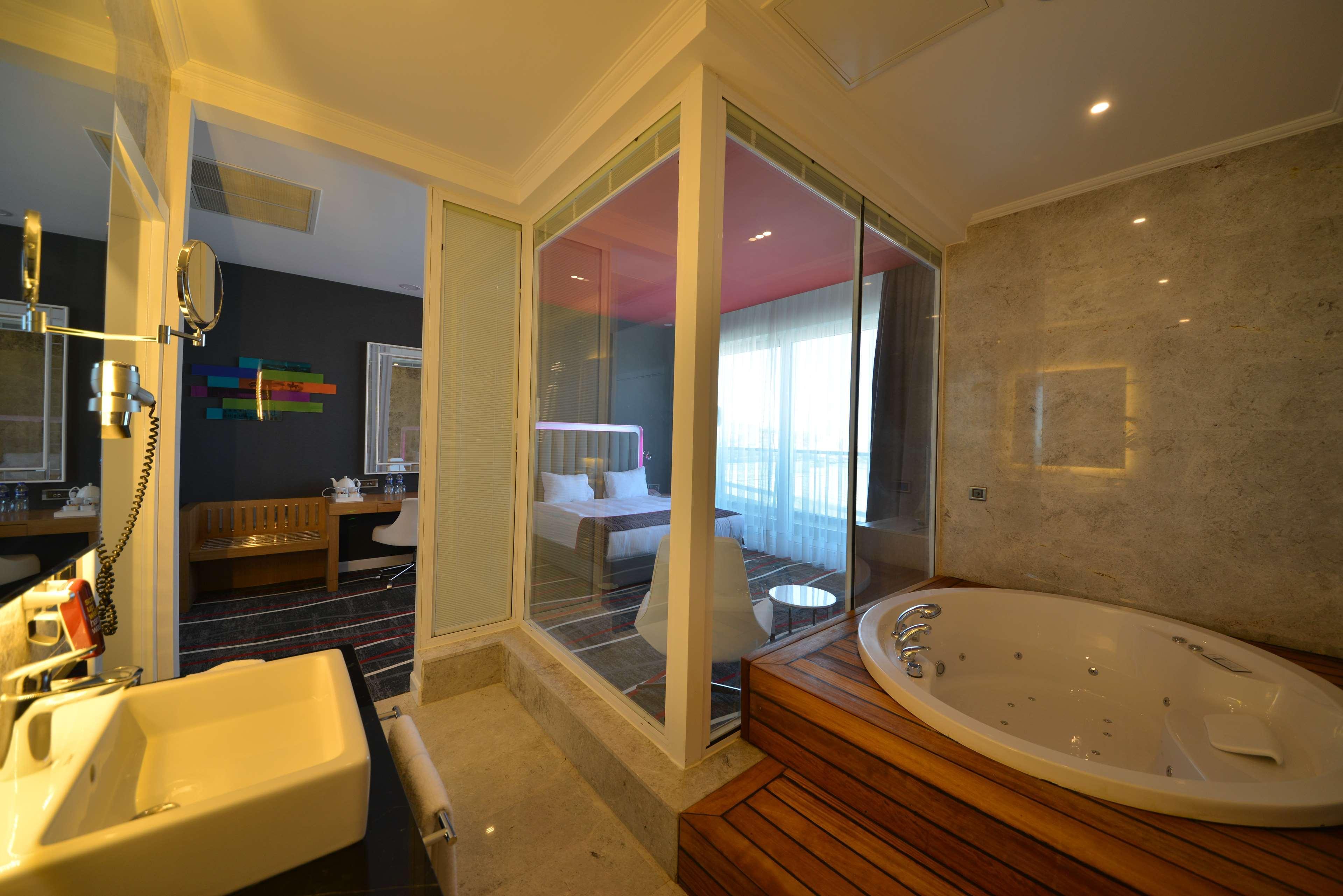 Park Inn By Radisson Ankara Cankaya Eksteriør bilde